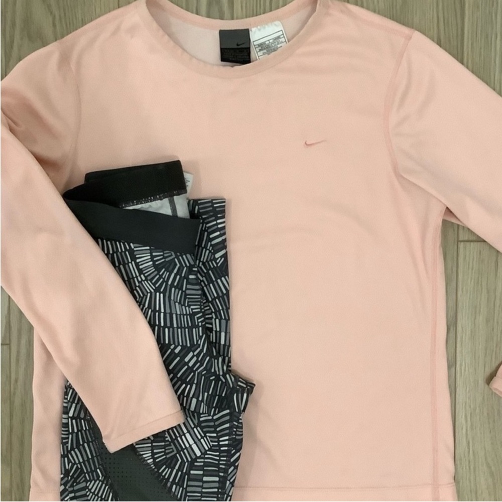 Nike dri fit light pink long sleeve❤️❤️❤️❤️